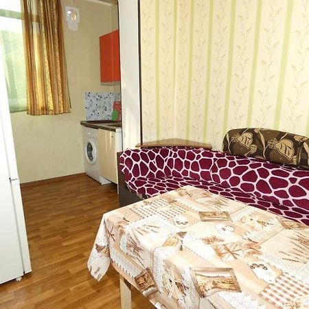 Квартира В Пицунде На Агрба 19 К1 Appartamento Pizunda Esterno foto
